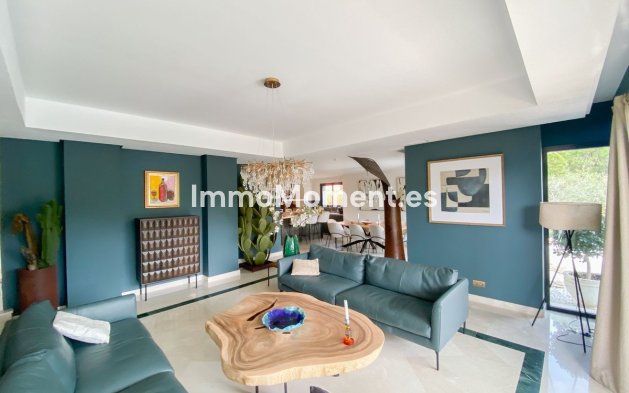 Reventa - Villa - Marbella - Elviria