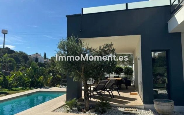 Reventa - Villa - Marbella - Elviria