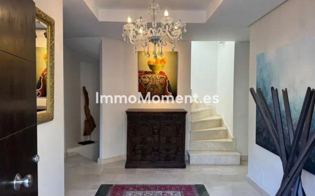 Reventa - Villa - Marbella - Elviria