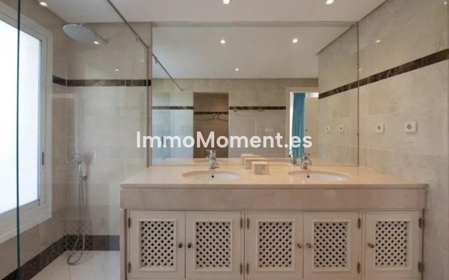 Wiederverkauf - Wohnung - Marbella - Puerto Banús