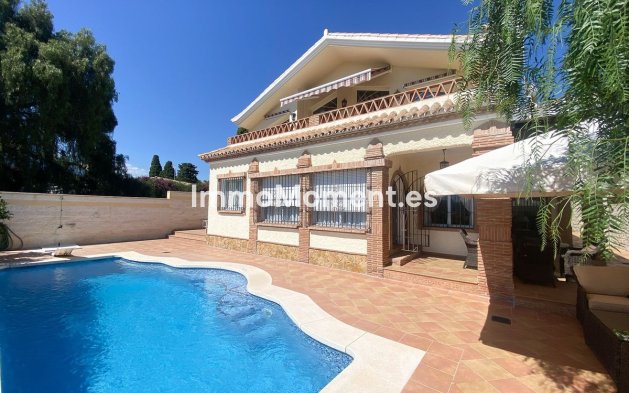 Reventa - Villa - Marbella - Guadalmina Alta