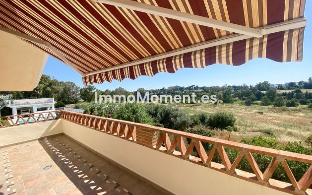 Reventa - Villa - Marbella - Guadalmina Alta