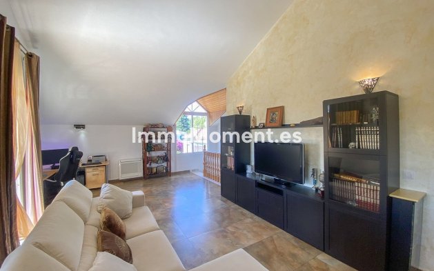 Reventa - Villa - Marbella - Guadalmina Alta