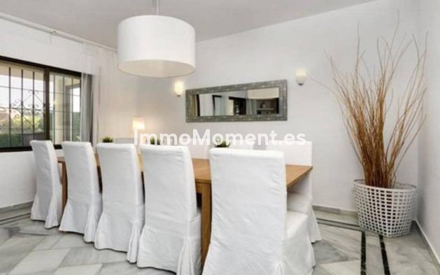 Wiederverkauf - Villa - Marbella - Nueva Andalucía