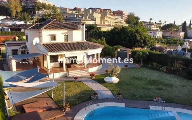 Wiederverkauf - Villa - Marbella - Nueva Andalucía
