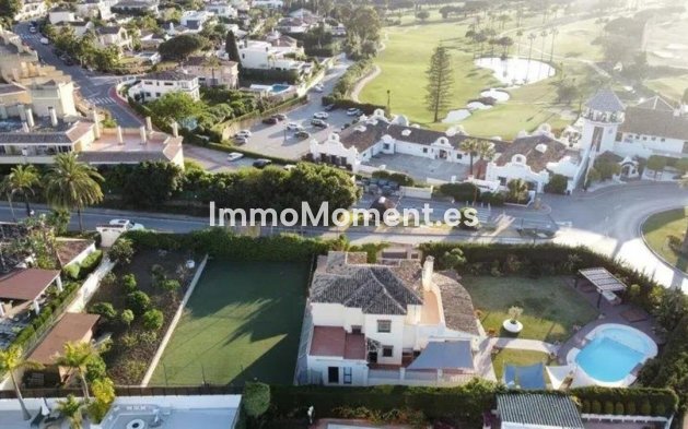 Wiederverkauf - Villa - Marbella - Nueva Andalucía