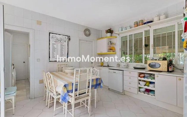 Revente - Villa - Marbella - Nueva Andalucía