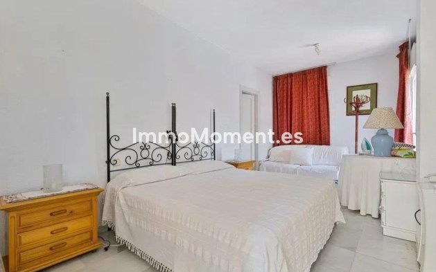 Revente - Villa - Marbella - Nueva Andalucía