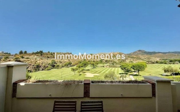 Resale - Apartment - Benahavís - Benahavís Centro