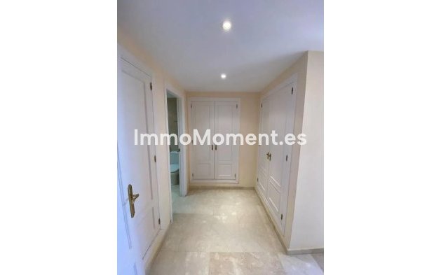 Wiederverkauf - Wohnung - Estepona  - Selwo