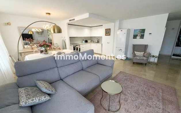 Resale - Apartment - Benahavís - Benahavís Centro