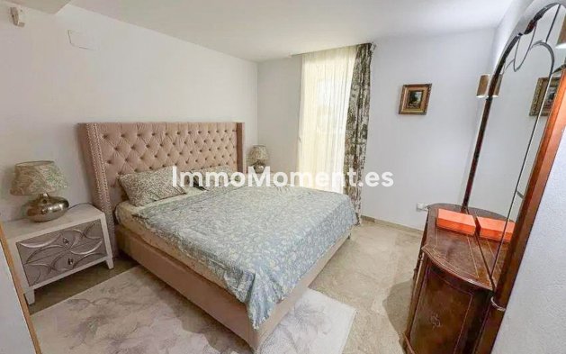 Resale - Apartment - Benahavís - Benahavís Centro