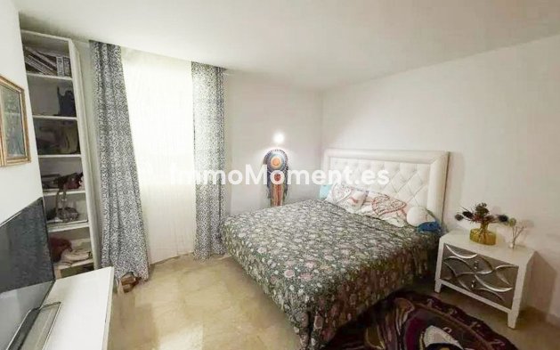 Resale - Apartment - Benahavís - Benahavís Centro