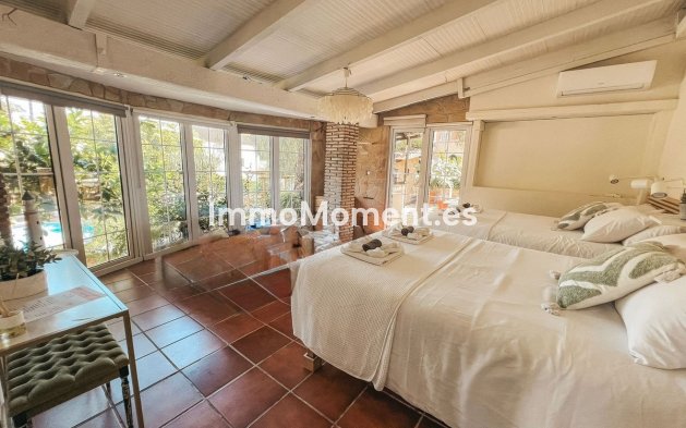 Revente - Villa - Marbella - Nueva Andalucía