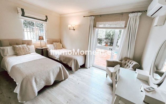 Revente - Villa - Marbella - Nueva Andalucía