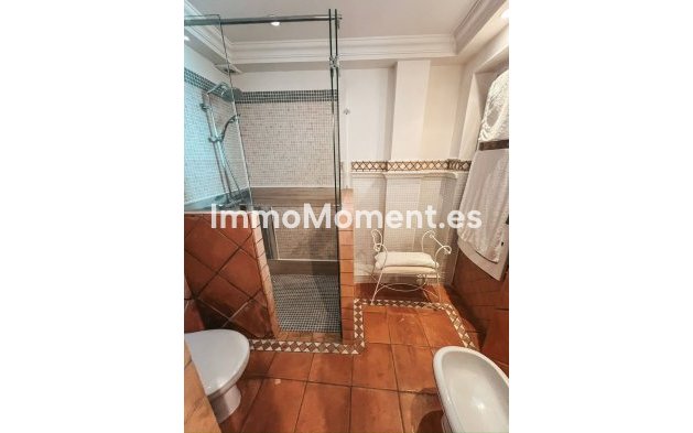 Revente - Villa - Marbella - Nueva Andalucía