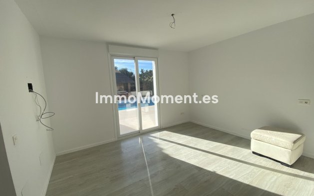 Reventa - Villa independiente - Estepona  - New Golden Mile