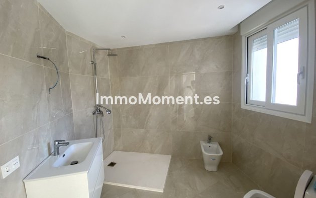 Reventa - Villa independiente - Estepona  - New Golden Mile
