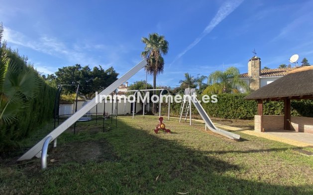 Reventa - Villa independiente - Estepona  - New Golden Mile