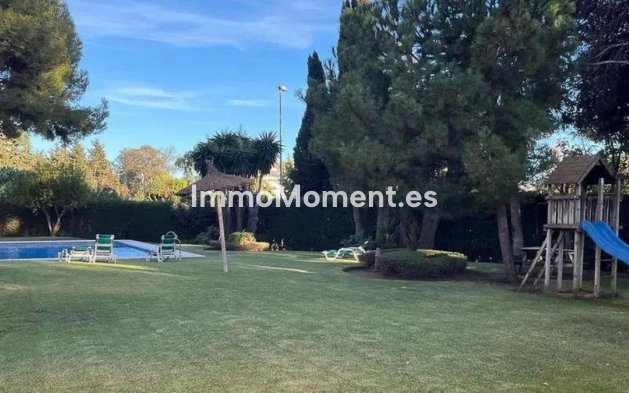 Revente - Appartement - Marbella - Nueva Andalucía