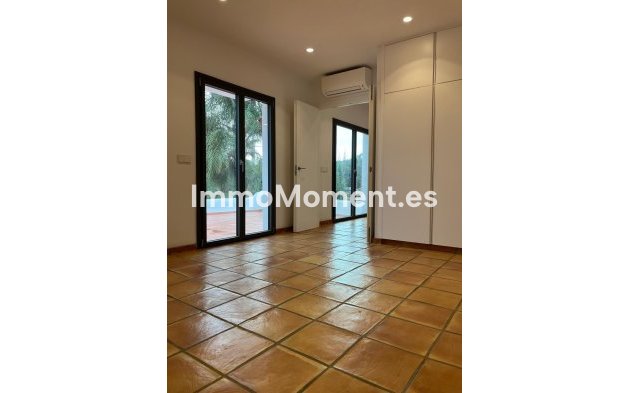 Wiederverkauf - Villa - Marbella - Nagüeles