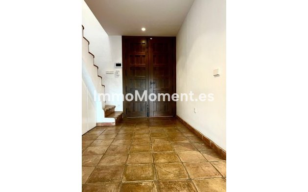 Wiederverkauf - Villa - Marbella - Nagüeles