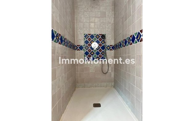 Wiederverkauf - Villa - Marbella - Nagüeles