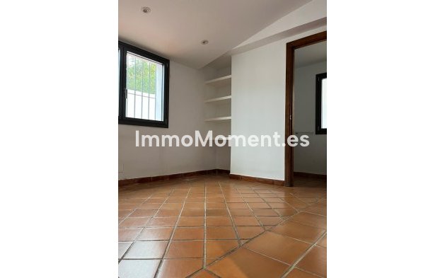 Wiederverkauf - Villa - Marbella - Nagüeles