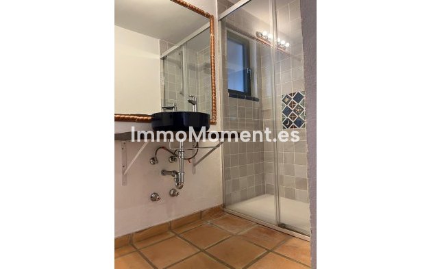 Wiederverkauf - Villa - Marbella - Nagüeles