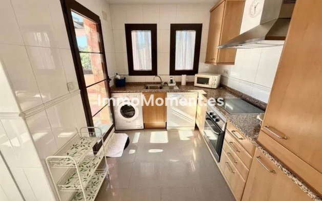 Resale - Apartment - Estepona - New Golden Mile