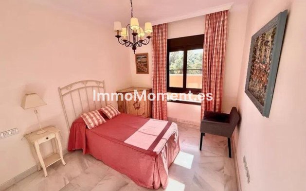 Resale - Apartment - Estepona - New Golden Mile