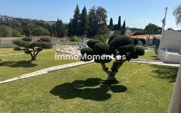 Wiederverkauf - Villa - Marbella - Valle del Sol