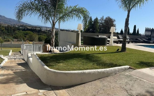 Wiederverkauf - Villa - Marbella - Valle del Sol
