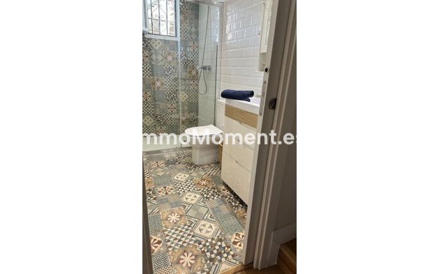 Wiederverkauf - Villa - Marbella - Valle del Sol