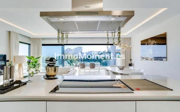 Wiederverkauf - Wohnung - Estepona  - Estepona Centro