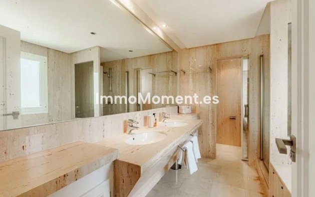 Revente - Maison mitoyenne - Estepona  - Costalita