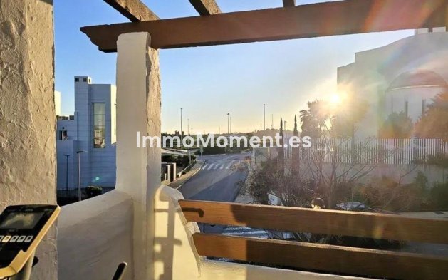 Wiederverkauf - Wohnung - Estepona  - Selwo