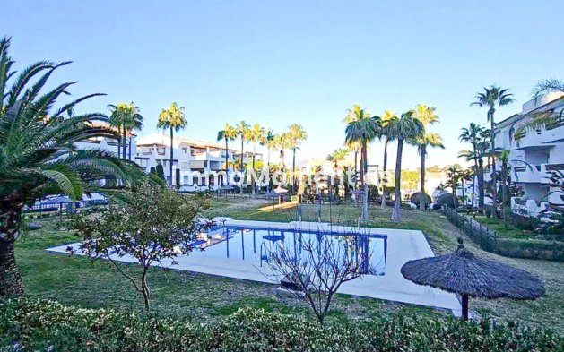 Wiederverkauf - Wohnung - Estepona  - Selwo