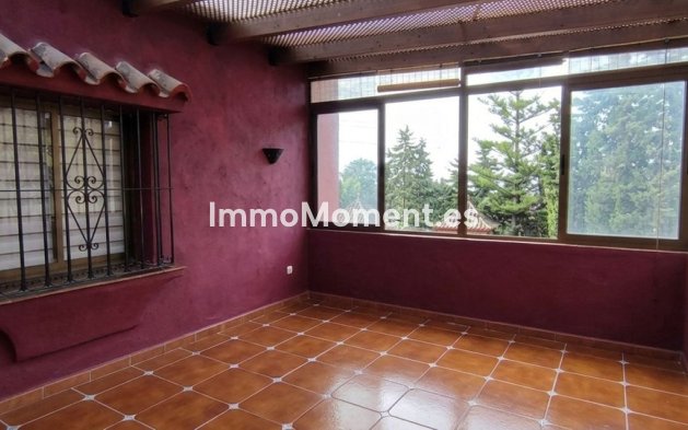 Resale - Villa - Marbella - Río Real