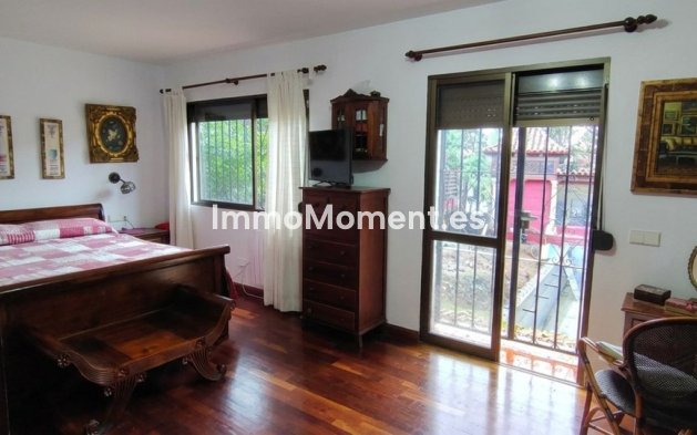 Resale - Villa - Marbella - Río Real