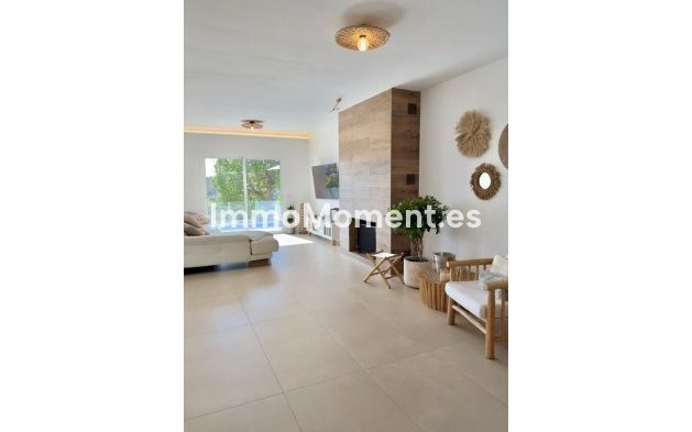Resale - Villa - Mijas - Riviera del Sol