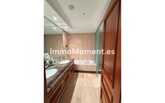 Revente - Appartement - Estepona  - New Golden Mile