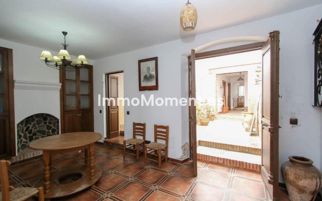 Reventa - Adosado - Interior  - Guaro