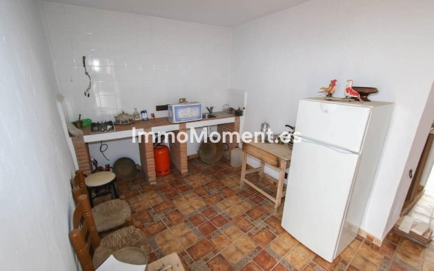 Reventa - Adosado - Interior  - Guaro