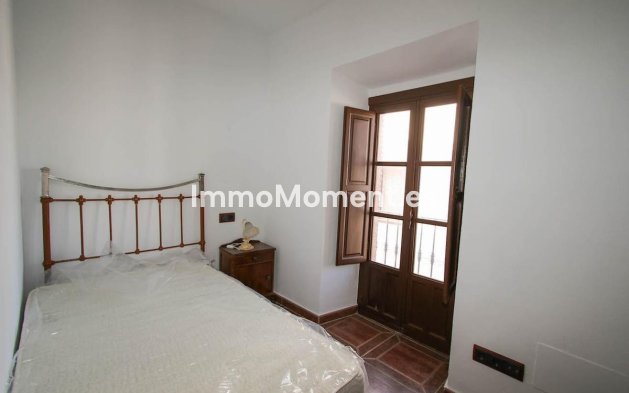 Reventa - Adosado - Interior  - Guaro