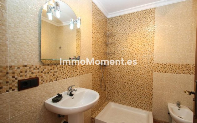 Reventa - Adosado - Interior  - Guaro