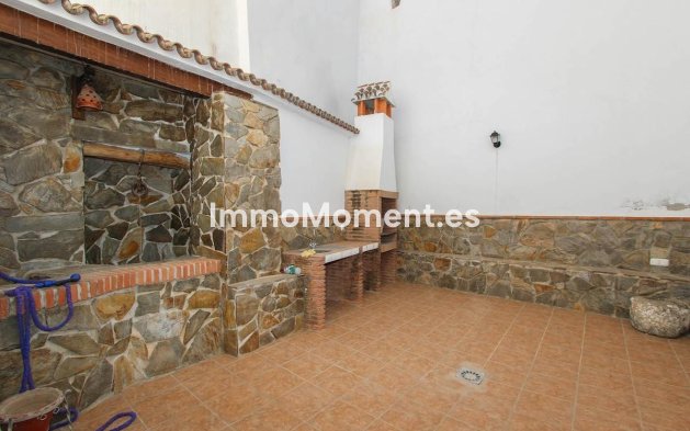 Reventa - Adosado - Interior  - Guaro