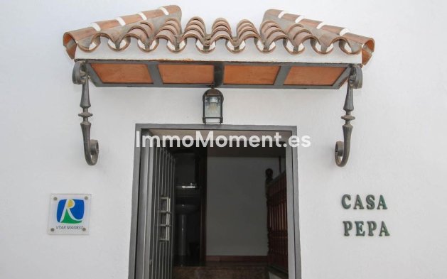 Reventa - Adosado - Interior  - Guaro