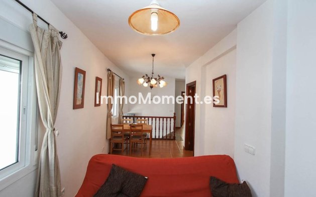 Reventa - Adosado - Interior  - Guaro