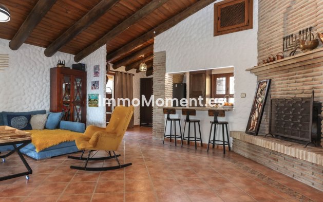 Revente - Villa individuelle - Intérieur                       - Alozaina